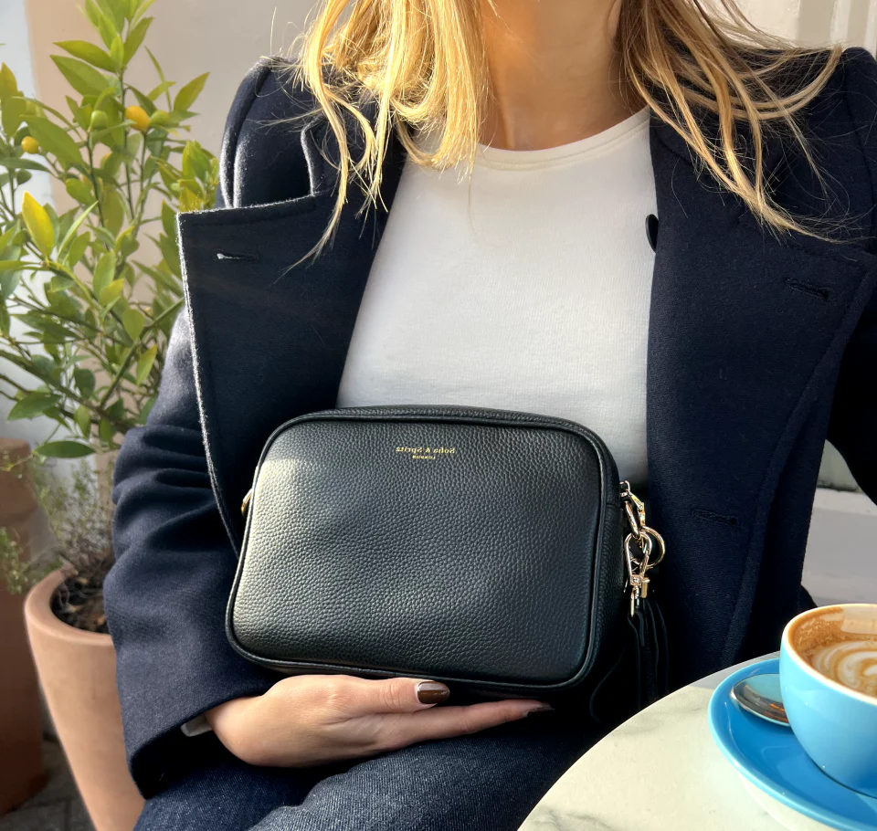 Timeless Leather, Modern Versatility